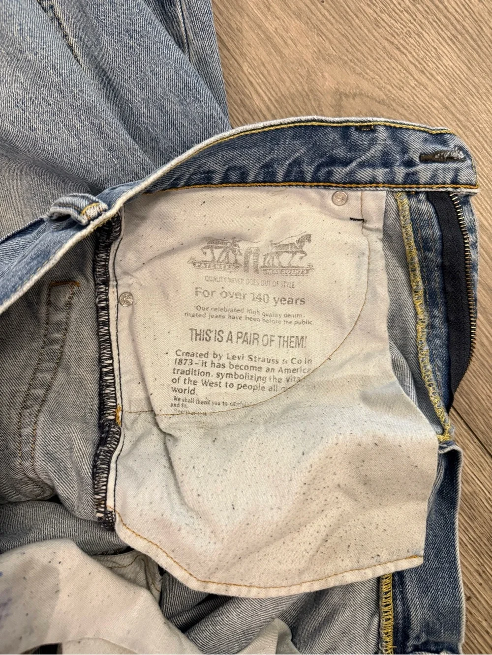 Levi 550 Relax Straight Vintage Light Wash 34x30 Men’s Denim Jean Pants